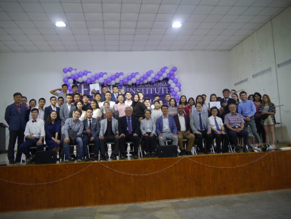 archive_2019_commencement-26-scaled
